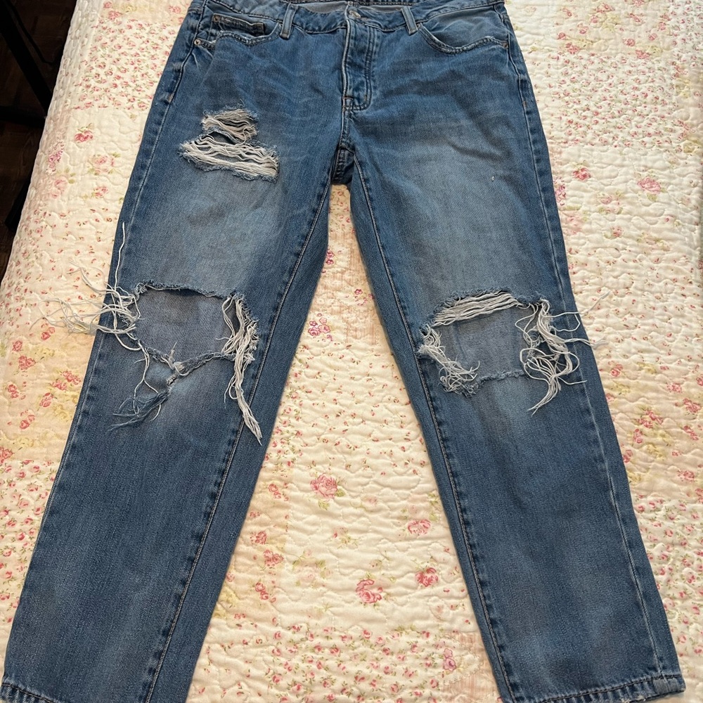 Garage Ripped Jeans